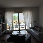 Con Terrazza A Due Minuti Dal
