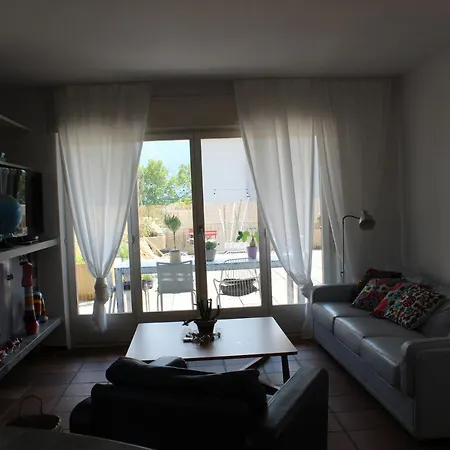 Con Terrazza A Due Minuti Dal