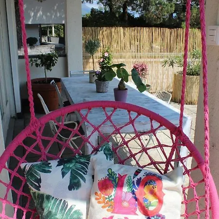 Con Terrazza A Due Minuti Dal