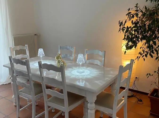 Con Terrazza A Due Minuti Dal * Minusio