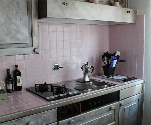 Con Terrazza A Due Minuti Dal