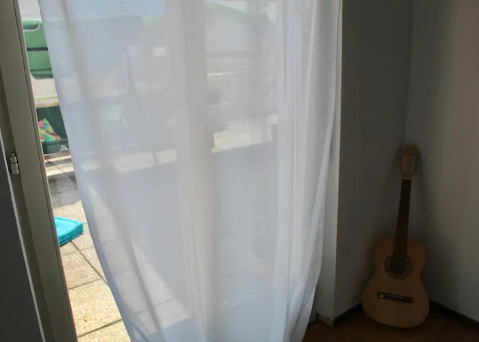 Con Terrazza A Due Minuti Dal *