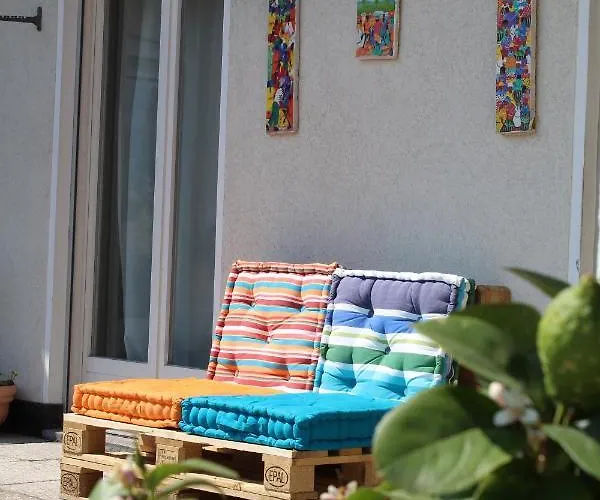 Con Terrazza A Due Minuti Dal *