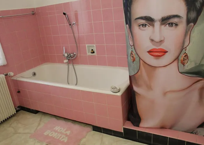 Con Terrazza A Due Minuti Dal