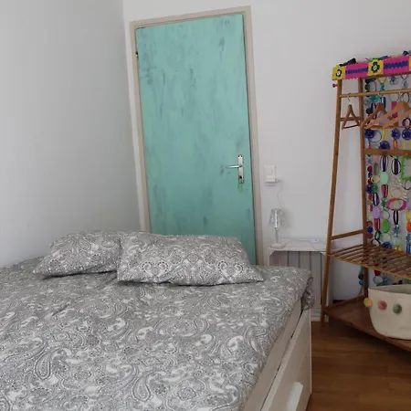 Con Terrazza A Due Minuti Dal Appartamento *