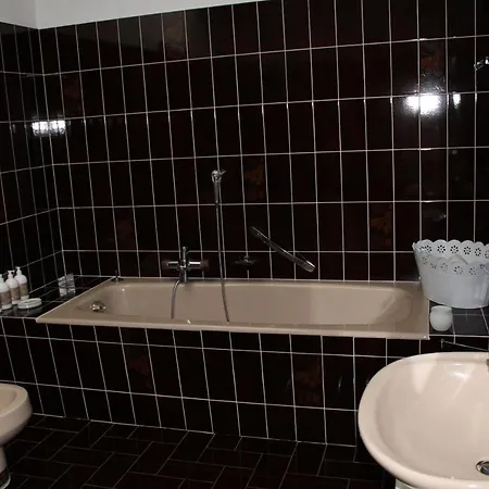 Con Terrazza A Due Minuti Dal *